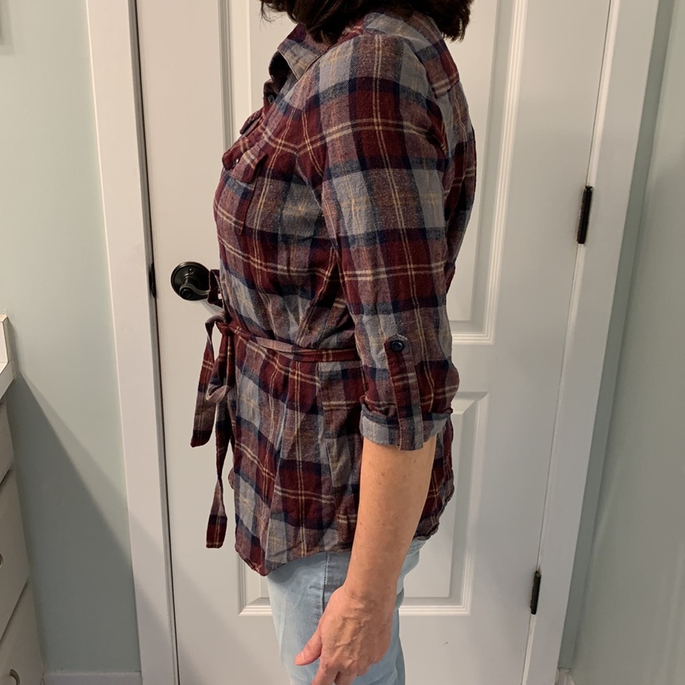 Juniors Plaid Flannel - Picture 3 of 12